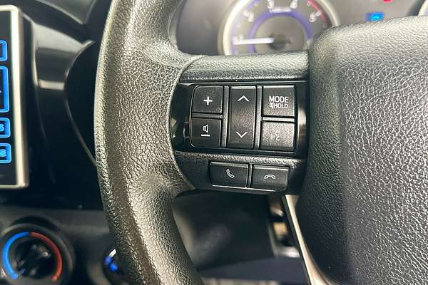 2019 Toyota HILUX SR (4x4) GUN126R MY19 UPGRADE 4X4