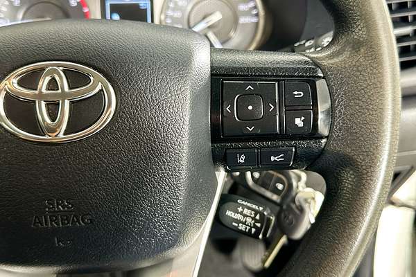 2022 Toyota HILUX SR (4x4) GUN126R 4X4