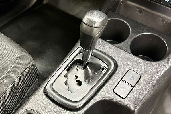 2018 Toyota HILUX SR (4x4) GUN126R MY19 4X4