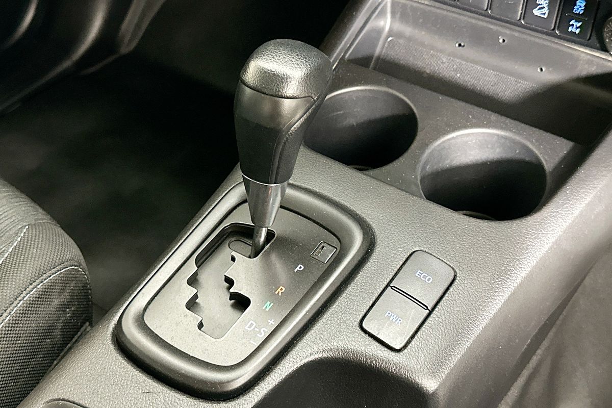 2022 Toyota HILUX SR (4x4) GUN126R 4X4