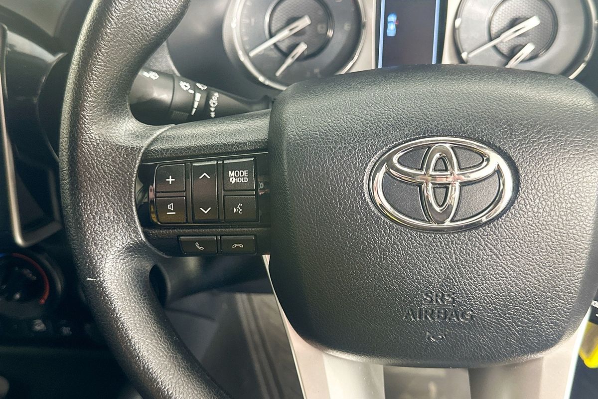 2023 Toyota HILUX SR (4x4) GUN126R 4X4