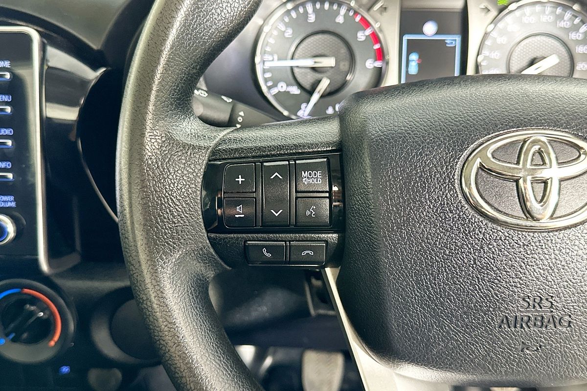 2020 Toyota HILUX WORKMATE HI-RIDER GUN135R FACELIFT 4x2