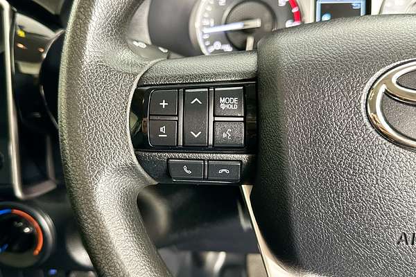 2020 Toyota HILUX WORKMATE HI-RIDER GUN135R FACELIFT 4x2