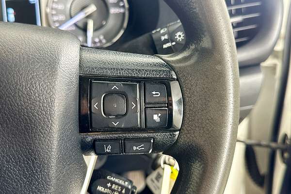 2021 Toyota HILUX SR (4x4) GUN126R 4X4