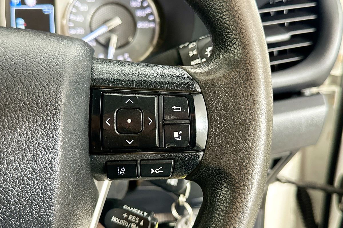 2021 Toyota HILUX SR (4x4) GUN126R 4X4