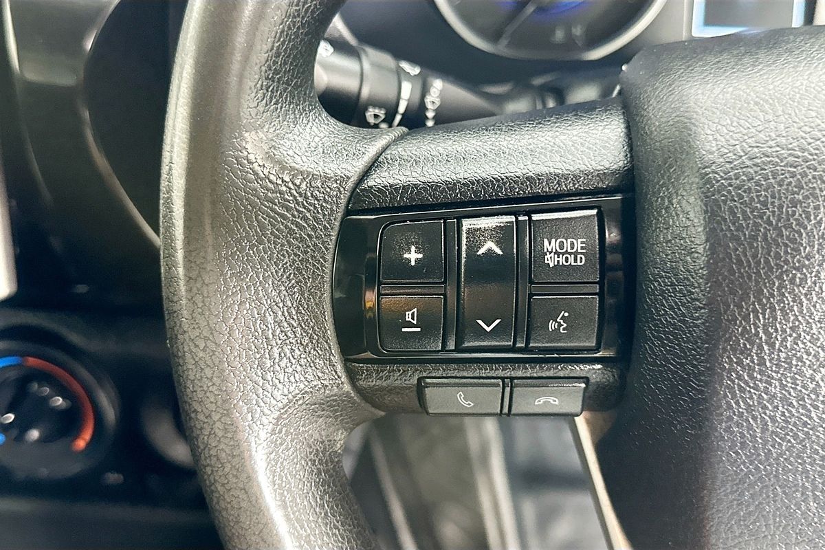 2019 Toyota HILUX SR (4x4) GUN126R MY19 4X4