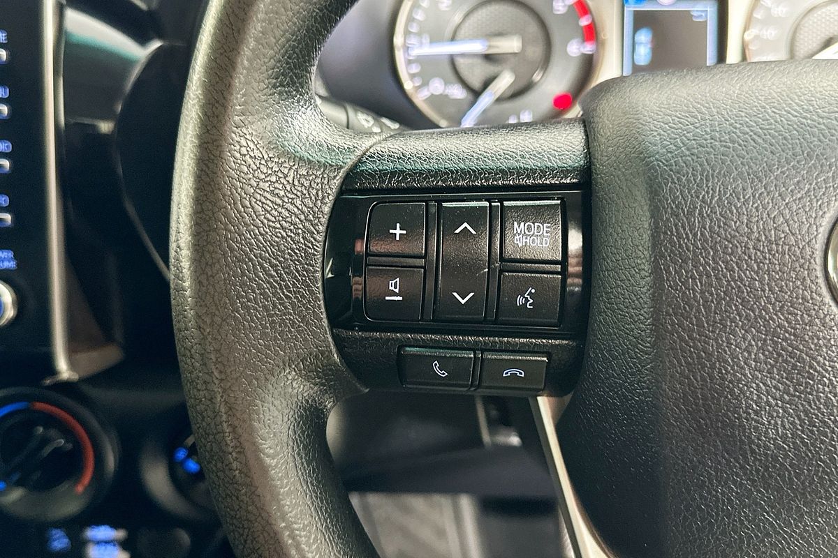 2021 Toyota HILUX SR (4x4) GUN126R 4X4