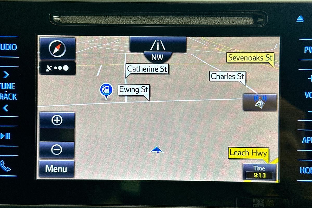 2019 Toyota HILUX SR5 (4x4) GUN126R MY19 4X4