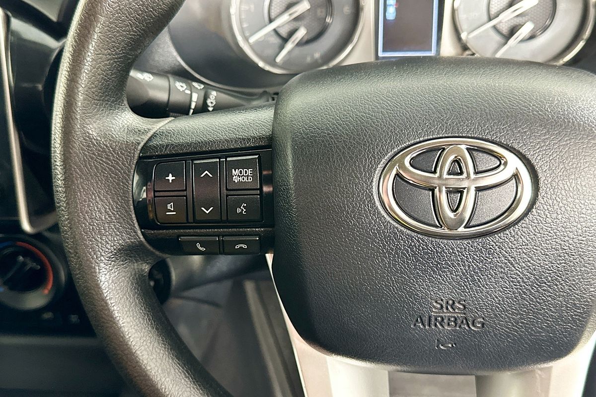 2021 Toyota HILUX SR (4x4) GUN126R 4X4