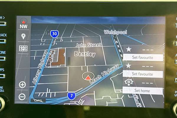 2021 Toyota HILUX SR5 (4x4) GUN126R FACELIFT 4X4