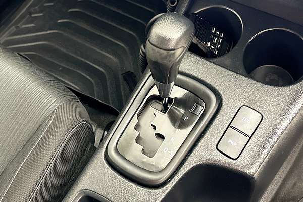 2022 Toyota HILUX SR (4x4) GUN126R 4X4