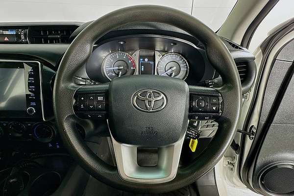 2021 Toyota HILUX SR (4x4) GUN126R 4X4