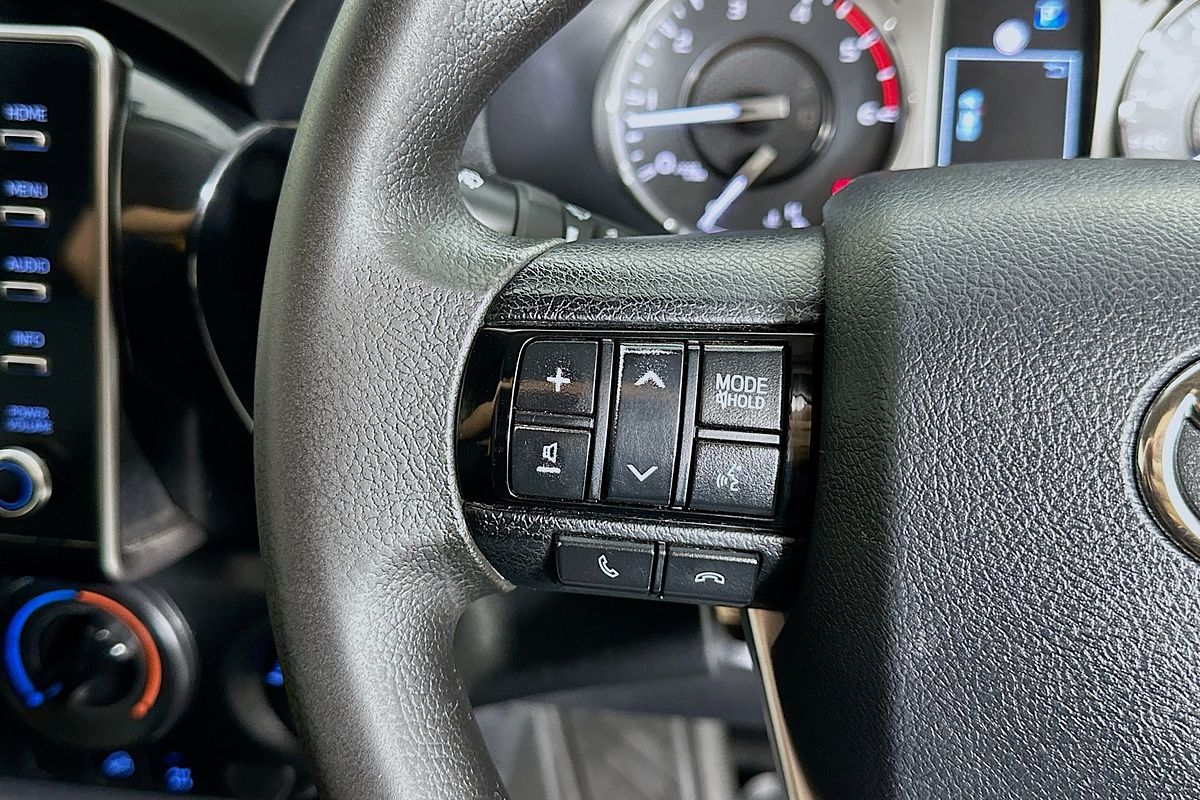 2022 Toyota HILUX SR (4x4) GUN126R 4X4