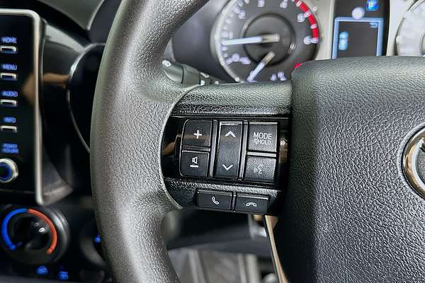 2022 Toyota HILUX SR (4x4) GUN126R 4X4