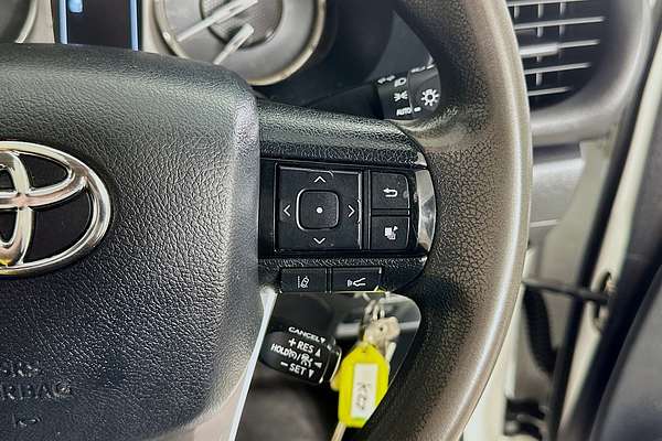 2021 Toyota Hilux SR GUN126R 4X4