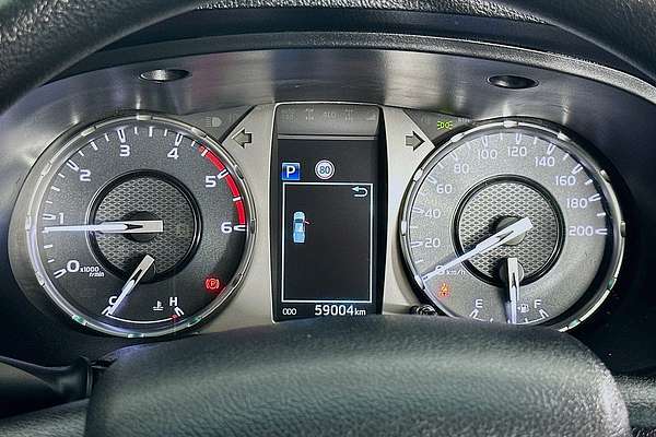 2021 Toyota HILUX SR (4x4) GUN126R FACELIFT 4X4