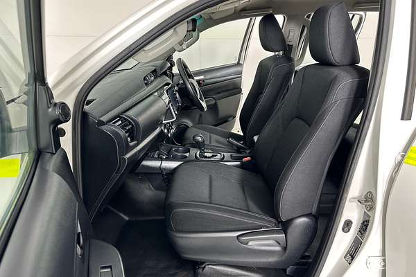 2022 Toyota HILUX SR (4x4) GUN126R 4X4