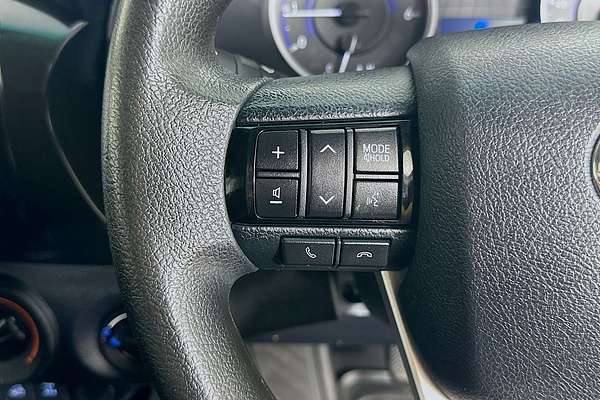 2017 Toyota HILUX SR (4x4) GUN126R MY17 4X4