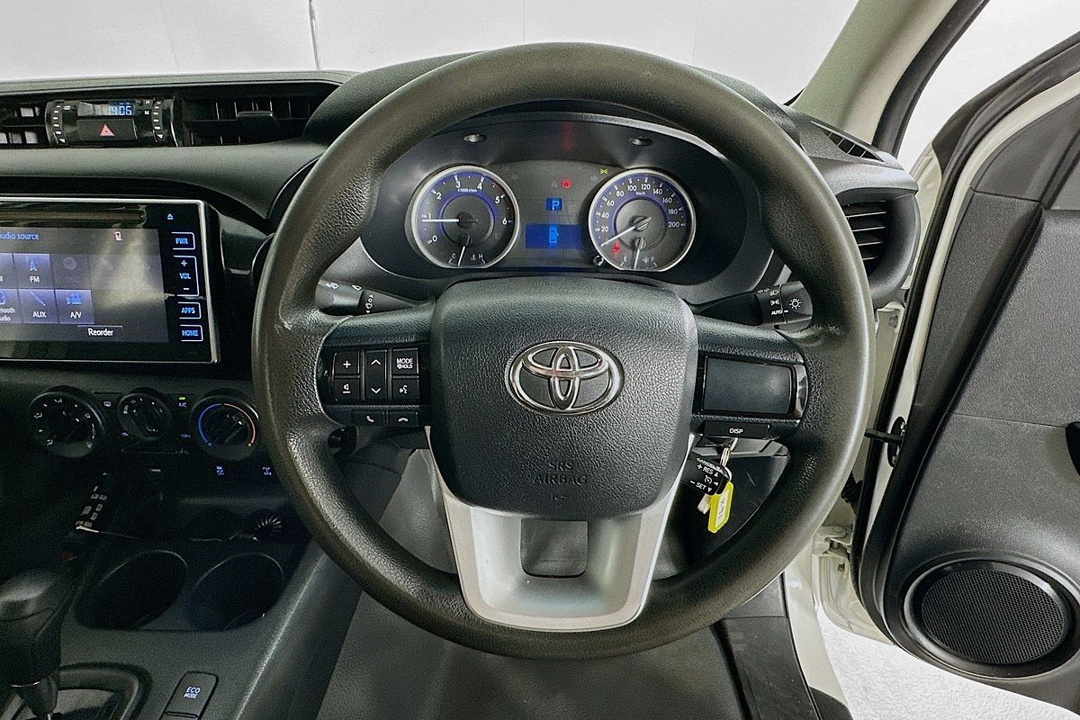 2017 Toyota HILUX SR (4x4) GUN126R MY17 4X4