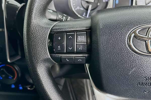 2022 Toyota HILUX SR GUN126R 4X4