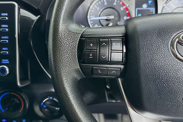 2022 Toyota Hilux SR GUN126R 4X4