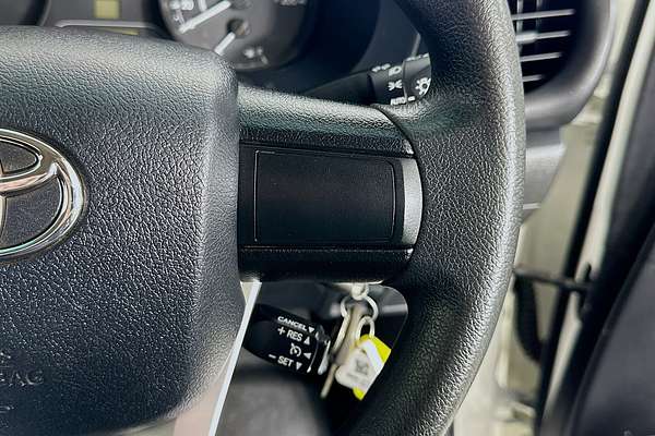 2019 Toyota HILUX Workmate GUN125R 4X4