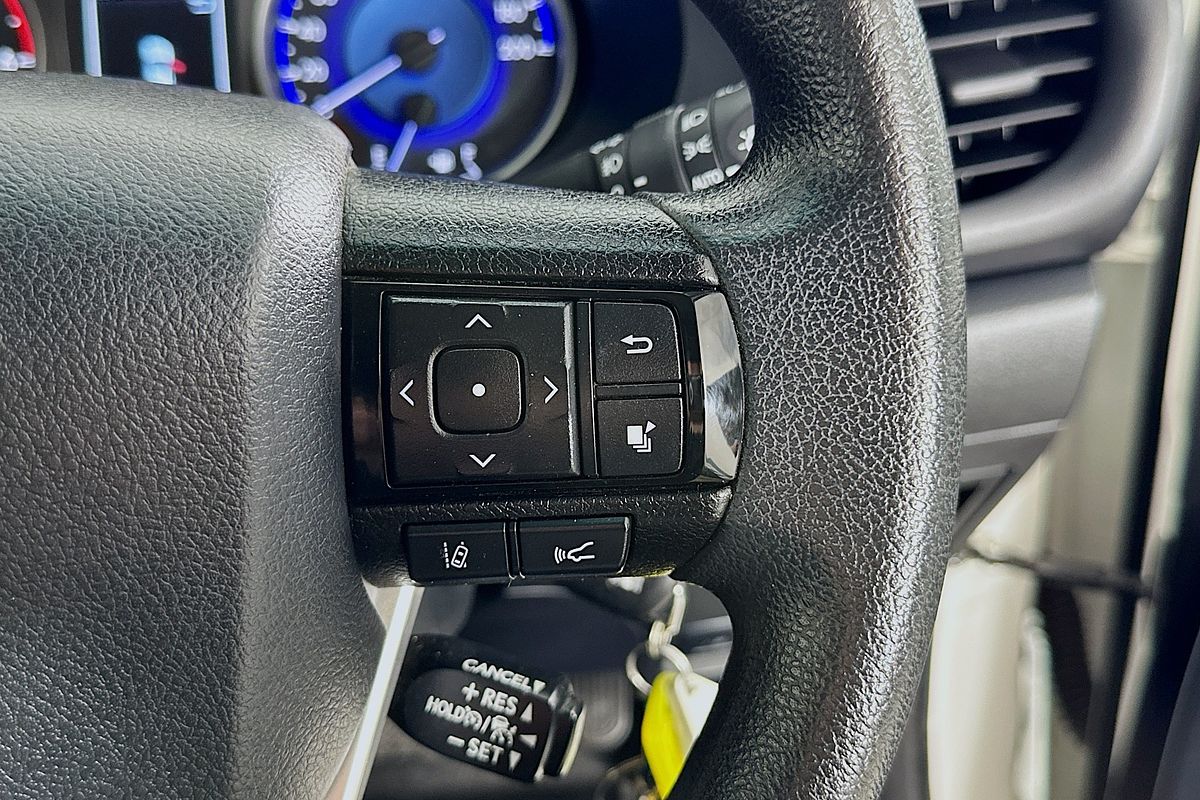 2019 Toyota HILUX SR (4x4) GUN126R MY19 4X4
