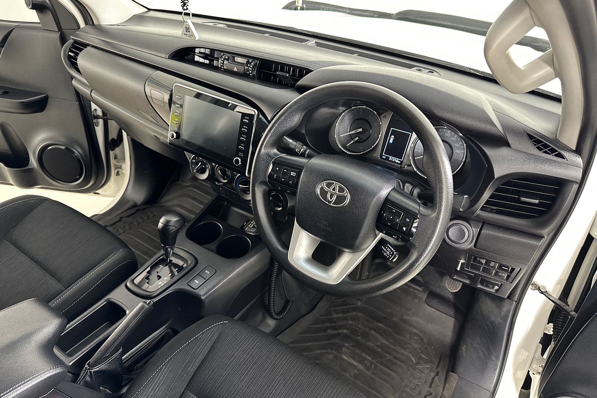 2022 Toyota HILUX SR (4x4) GUN126R 4X4