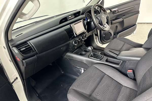 2018 Toyota HILUX SR GUN126R 4X4