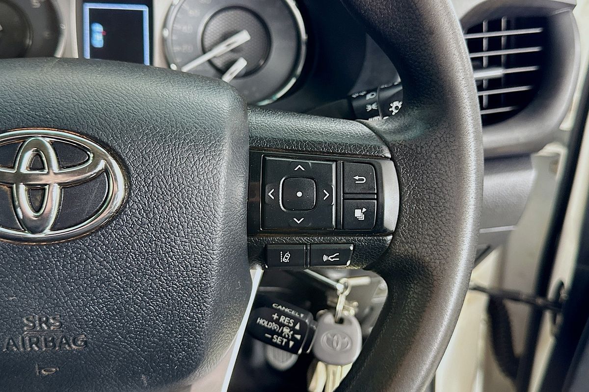 2021 Toyota HILUX SR (4x4) GUN126R FACELIFT 4X4