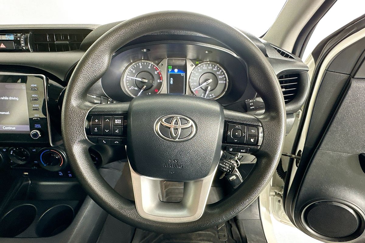 2021 Toyota HILUX SR (4x4) GUN126R FACELIFT 4X4