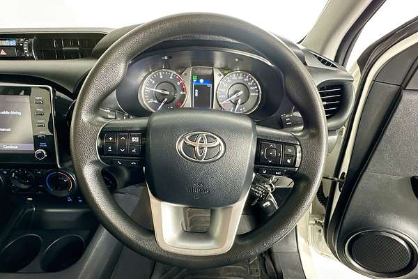 2021 Toyota HILUX SR (4x4) GUN126R FACELIFT 4X4