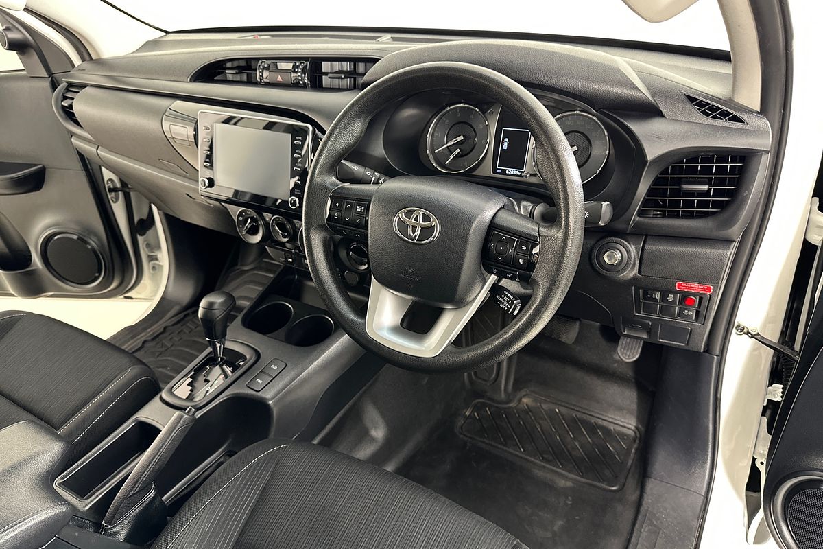 2022 Toyota HILUX SR (4x4) GUN126R 4X4