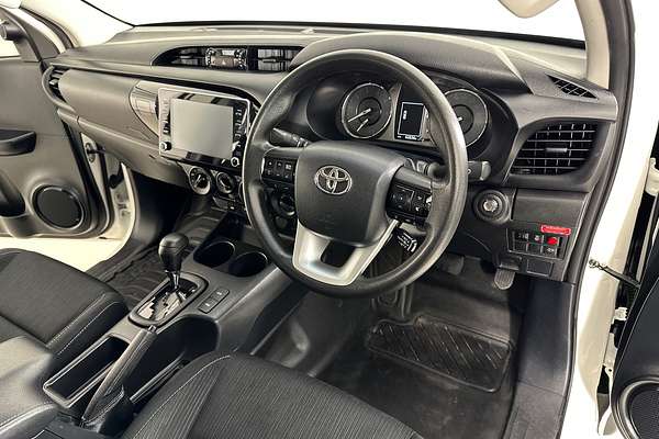 2022 Toyota HILUX SR (4x4) GUN126R 4X4