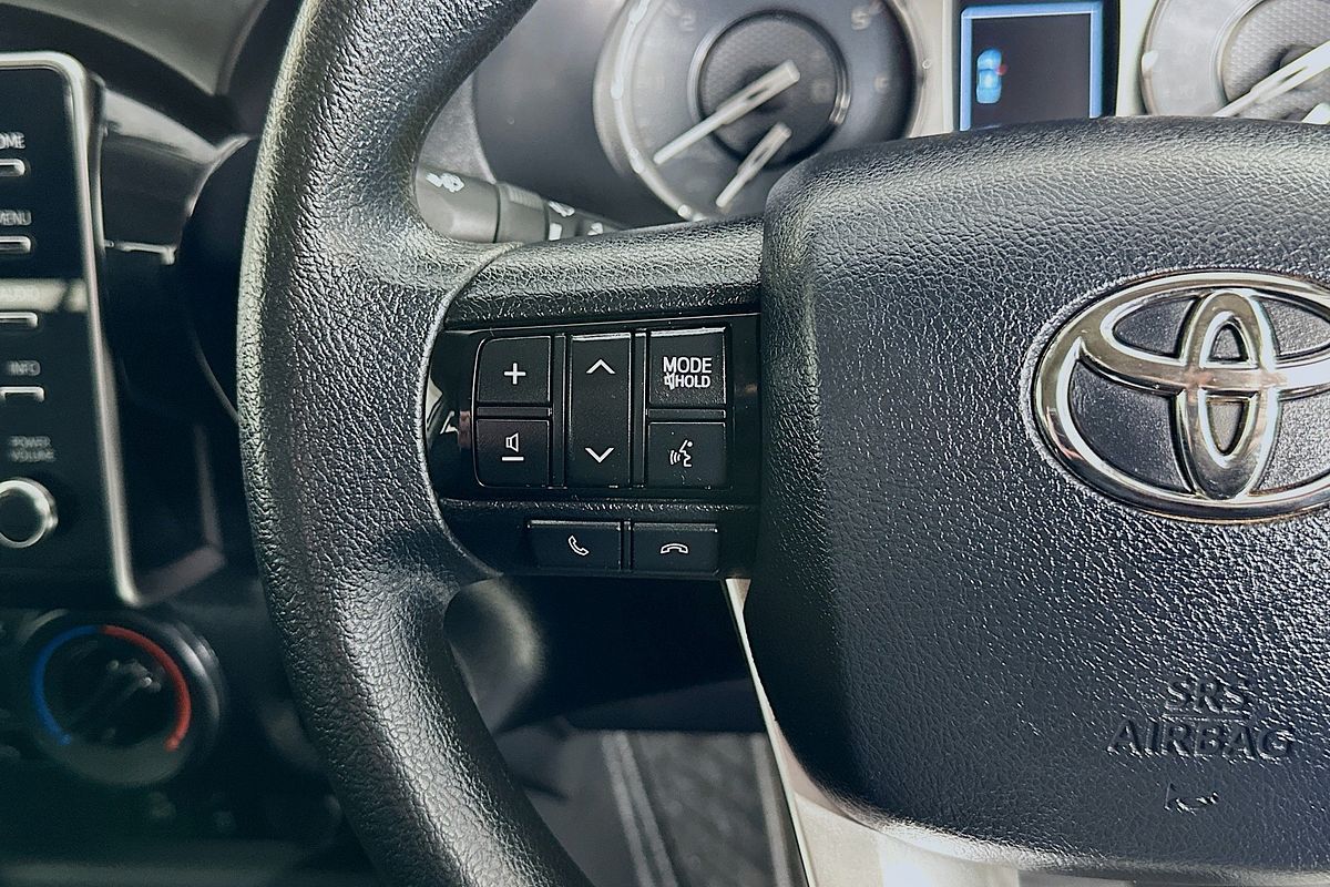2022 Toyota HILUX SR (4x4) GUN126R 4X4