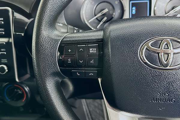 2022 Toyota HILUX SR (4x4) GUN126R 4X4