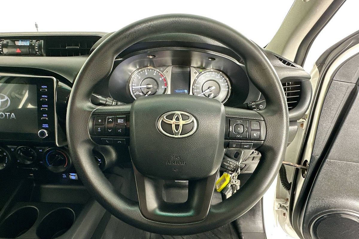 2021 Toyota HILUX SR (4x4) GUN126R FACELIFT 4X4