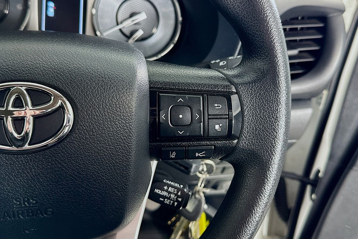 2024 Toyota HILUX SR GUN126R 4X4