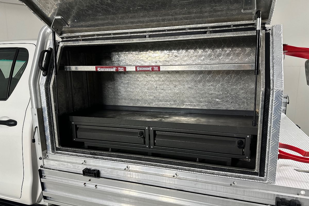 2018 Toyota HILUX SR (4x4) GUN126R MY19 4X4