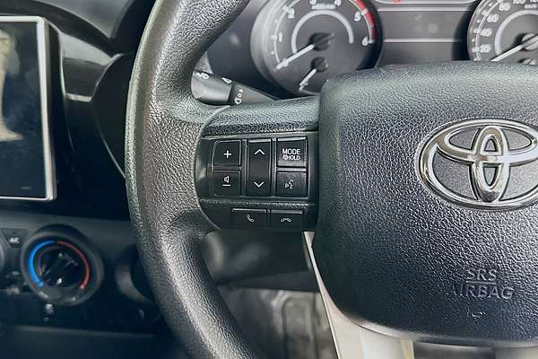 2017 Toyota HILUX WORKMATE GUN122R REAR WHEEL DRIVE