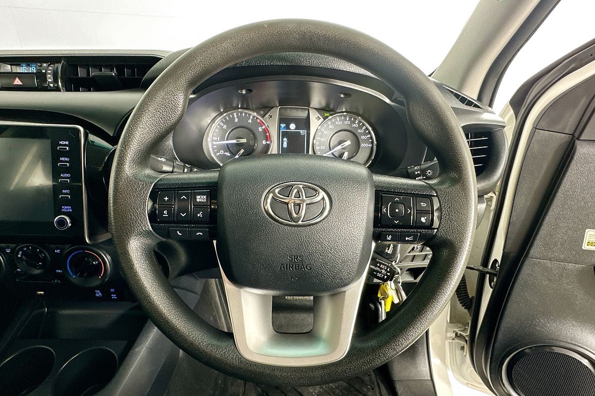 2021 Toyota HILUX SR (4x4) GUN126R FACELIFT 4X4
