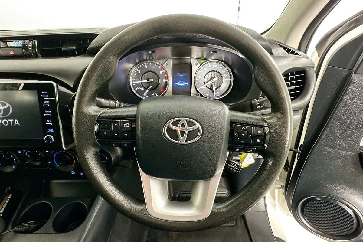 2021 Toyota HILUX SR (4x4) GUN126R FACELIFT 4X4