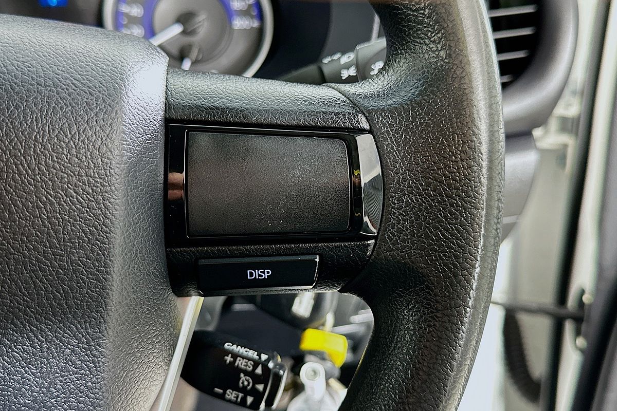 2019 Toyota HILUX SR (4x4) GUN126R MY19 4X4