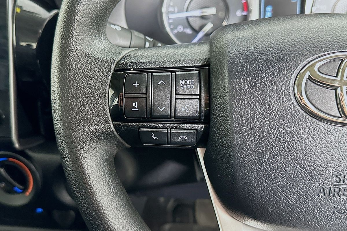 2022 Toyota HILUX SR HI-RIDER (4x2) GUN136R REAR WHEEL DRIVE