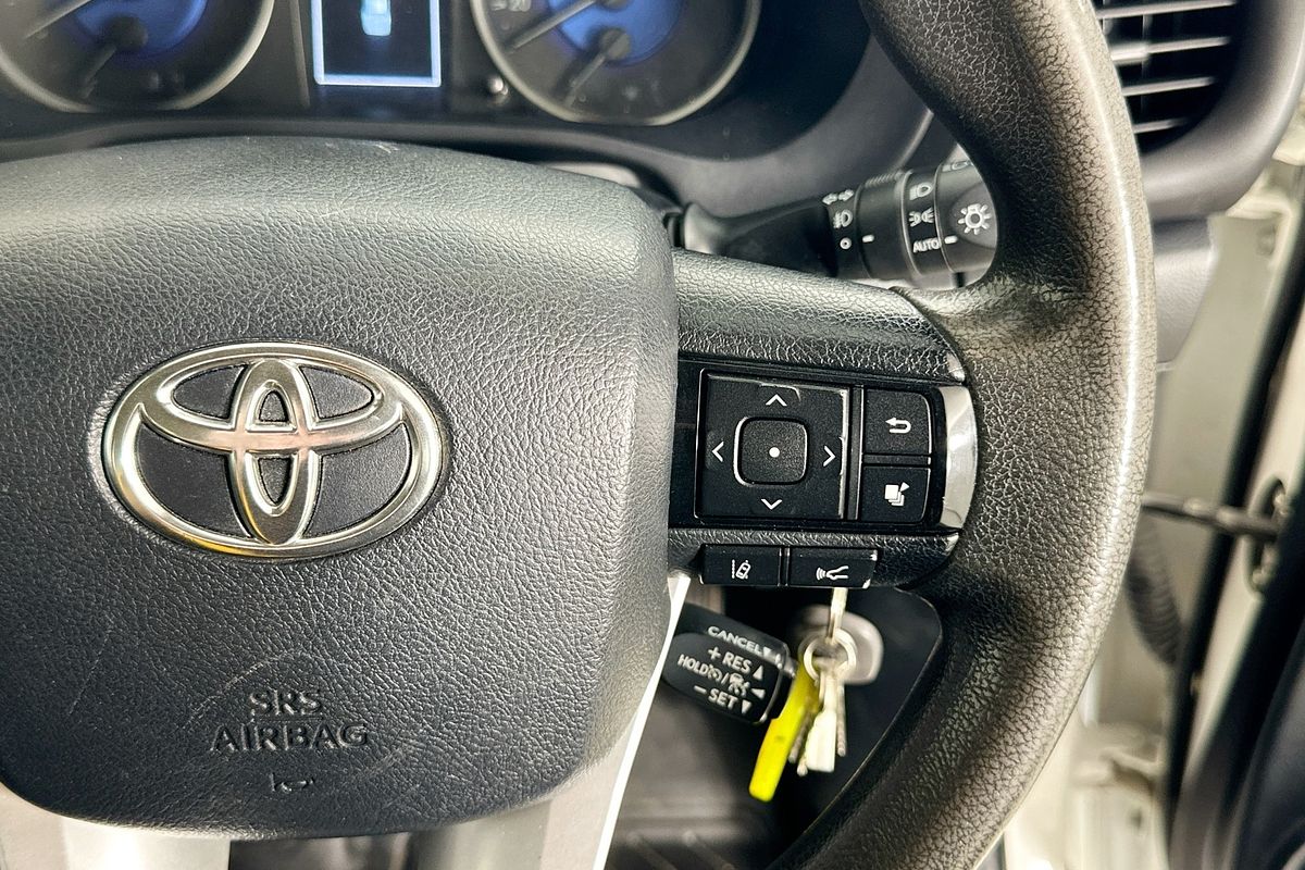 2020 Toyota HILUX SR (4x4) GUN126R MY19 UPGRADE 4X4
