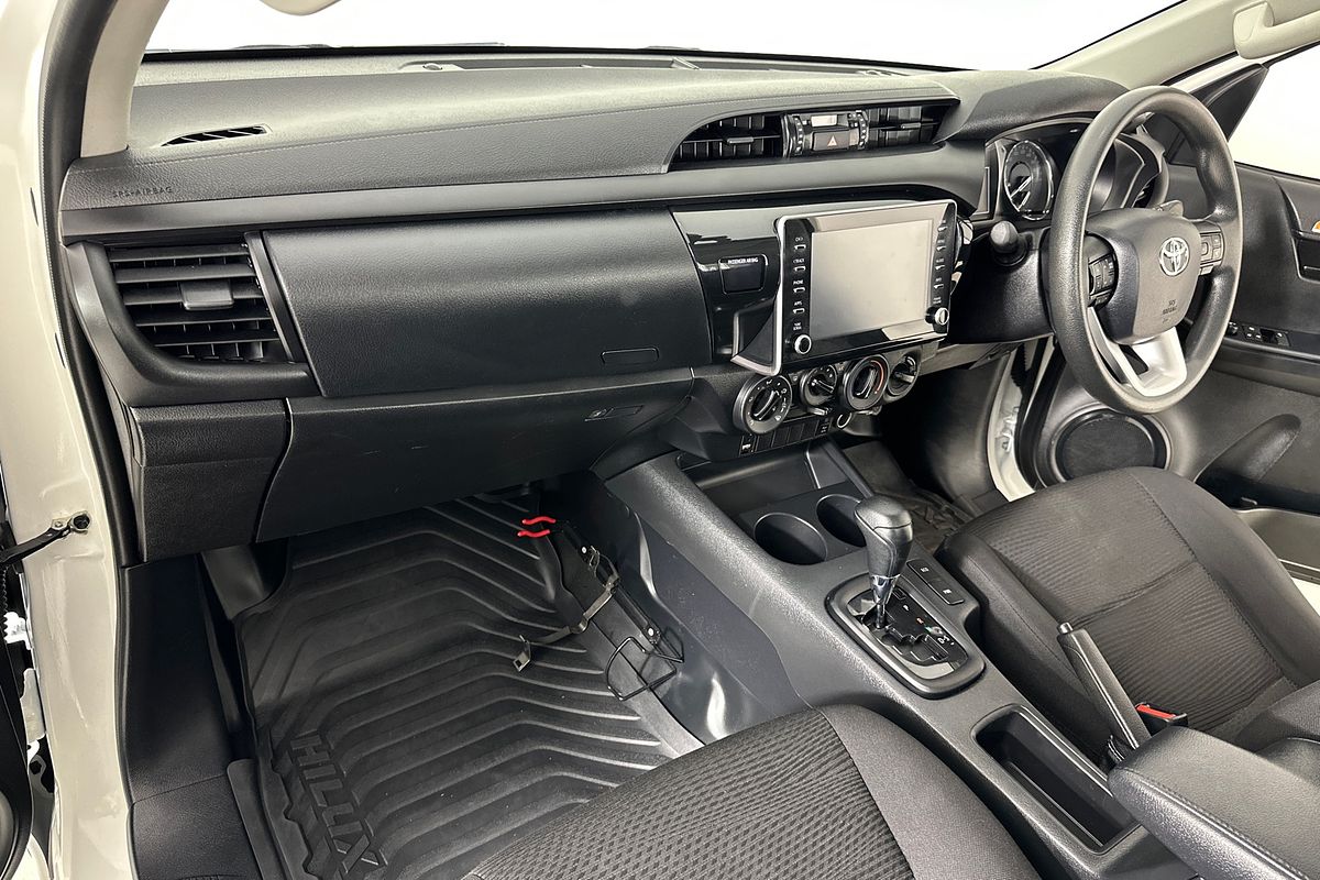 2022 Toyota HILUX SR (4x4) GUN126R 4X4