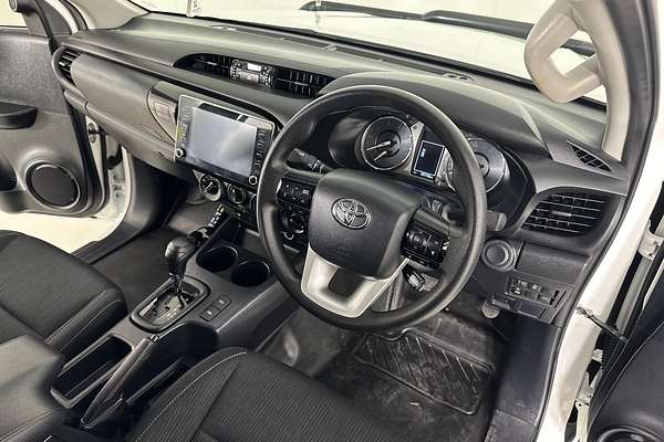 2023 Toyota HILUX SR (4x4) GUN126R 4X4