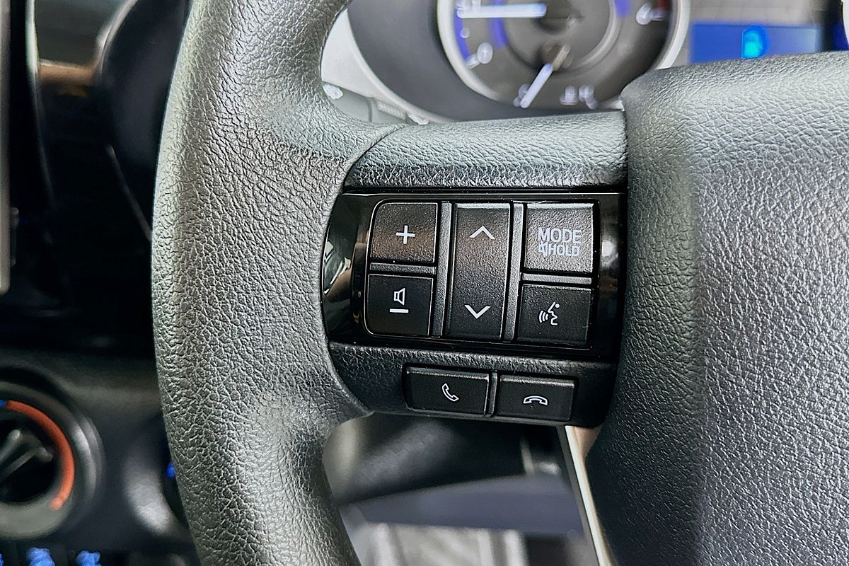 2018 Toyota HILUX SR (4x4) GUN126R MY19 4X4
