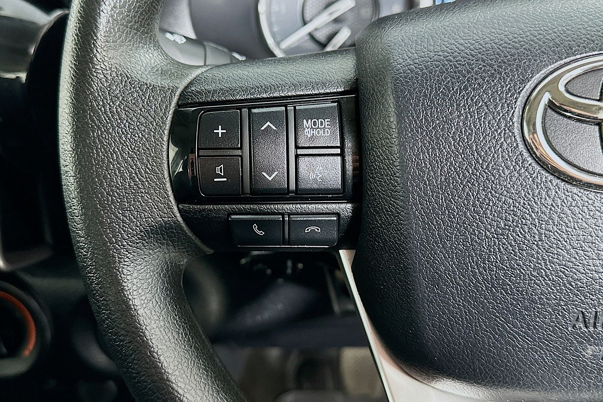 2022 Toyota HILUX SR HI-RIDER (4x2) GUN136R REAR WHEEL DRIVE