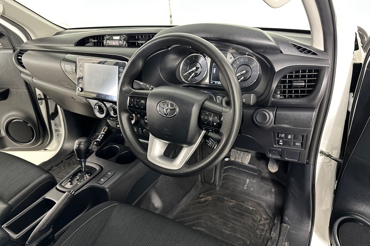 2022 Toyota HILUX SR (4x4) GUN126R 4X4